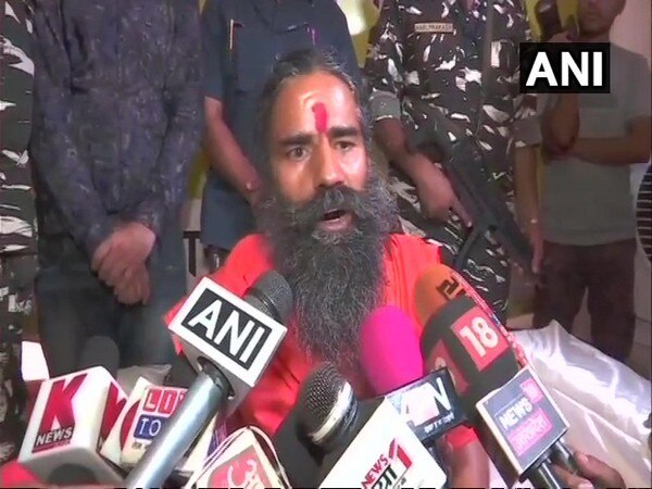 Karnataka winner will win 2019 elections: Baba Ramdev Karnataka winner will win 2019 elections: Baba Ramdev