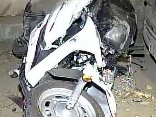 UP: Journalist, cameraperson killed after in car accident in Unnao UP: Journalist, cameraperson killed after in car accident in Unnao
