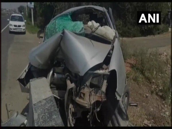 5 dead in road accident in J&K 5 dead in road accident in J&K