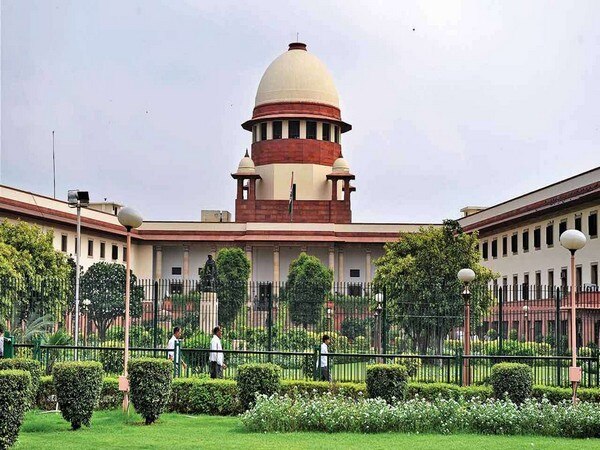 Reservation for orphans: SC issues notice to Centre Reservation for orphans: SC issues notice to Centre