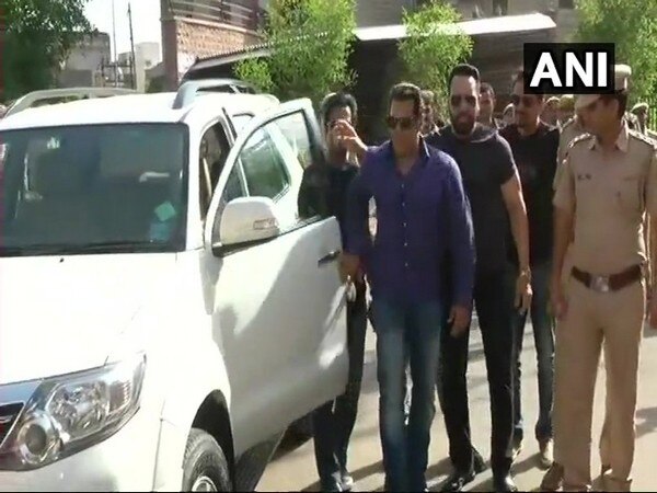 Blackbuck case: Salman's plea for suspension to be heard on July 17 Blackbuck case: Salman's plea for suspension to be heard on July 17