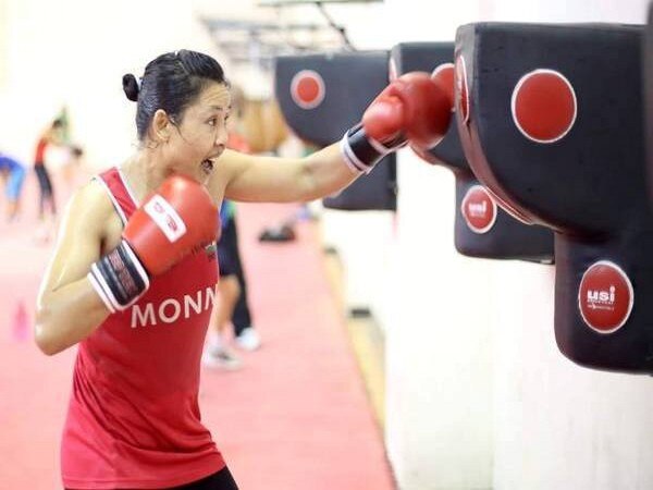 CWG 2018: Boxer Sarita Devi punches her way to quarters CWG 2018: Boxer Sarita Devi punches her way to quarters