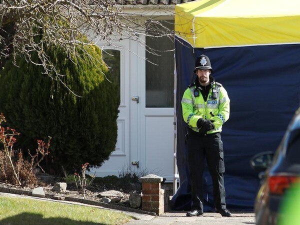 Ex-spy poisoning row: Britain unable to identify source of nerve agent Ex-spy poisoning row: Britain unable to identify source of nerve agent