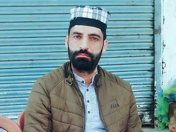 J-K: BJP affiliate Shabir Ahmed Bhat shot dead J-K: BJP affiliate Shabir Ahmed Bhat shot dead
