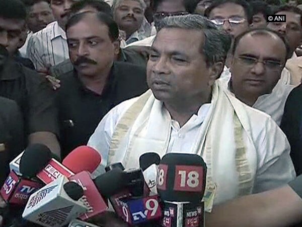 Siddaramaiah urges exemption of GST on handmade products Siddaramaiah urges exemption of GST on handmade products