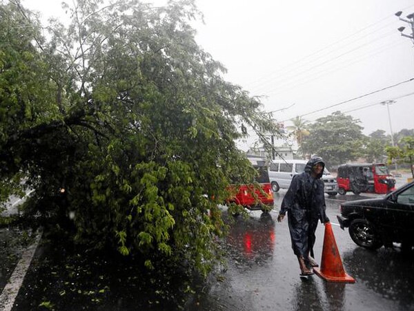 Seven killed as adverse weather creates wreak havoc in Sri Lanka Seven killed as adverse weather creates wreak havoc in Sri Lanka