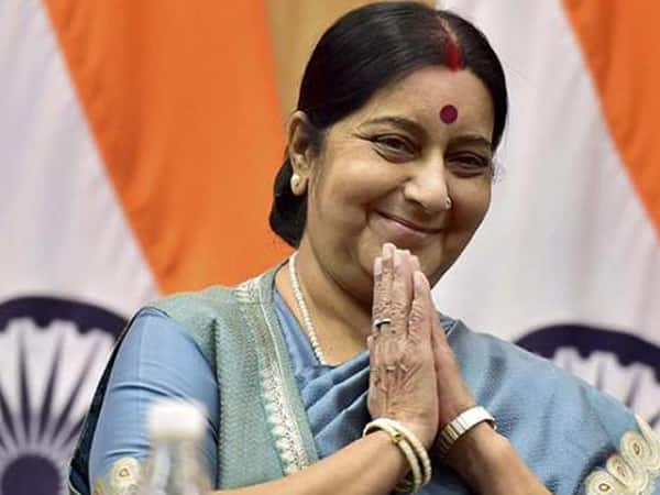 Sushma Swaraj meets Bahrain PM Sushma Swaraj meets Bahrain PM