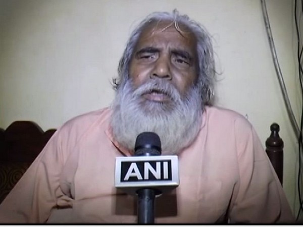 Ayodhya ascetic calls for 'social boycott' of fake 'Babas' Ayodhya ascetic calls for 'social boycott' of fake 'Babas'