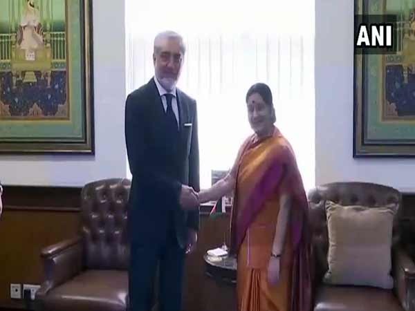 Afghanistan Chief Executive Dr. Abdullah meets Sushma Swaraj Afghanistan Chief Executive Dr. Abdullah meets Sushma Swaraj