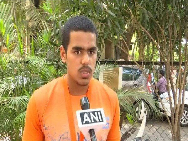 Pune-based swimmer double crosses Bangla Channel, sets world record Pune-based swimmer double crosses Bangla Channel, sets world record