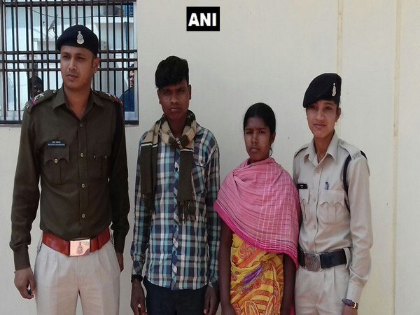 Chhattisgarh: Two Naxals arrested in Kondagaon district Chhattisgarh: Two Naxals arrested in Kondagaon district