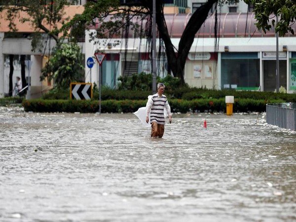 China braces for Typhoon Hato: Trains cancelled, thousands evacuated  China braces for Typhoon Hato: Trains cancelled, thousands evacuated