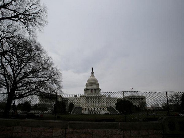 US House passes spending bill to avoid govt. shutdown