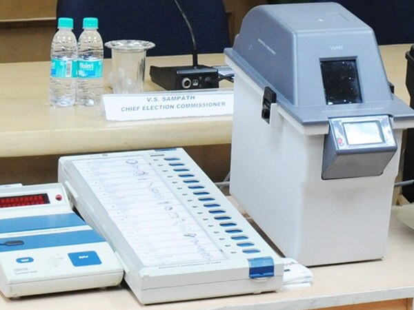 VVPAT training of election officials starts in poll bound Tripura VVPAT training of election officials starts in poll bound Tripura