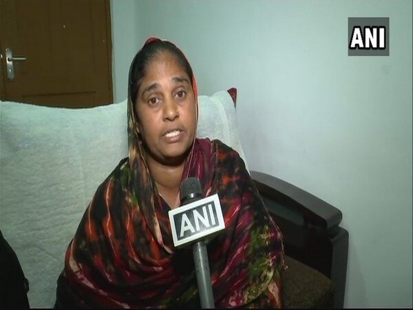 Hyderabad: Woman trafficked to Saudi Arabia, kin seeks Sushma's help Hyderabad: Woman trafficked to Saudi Arabia, kin seeks Sushma's help