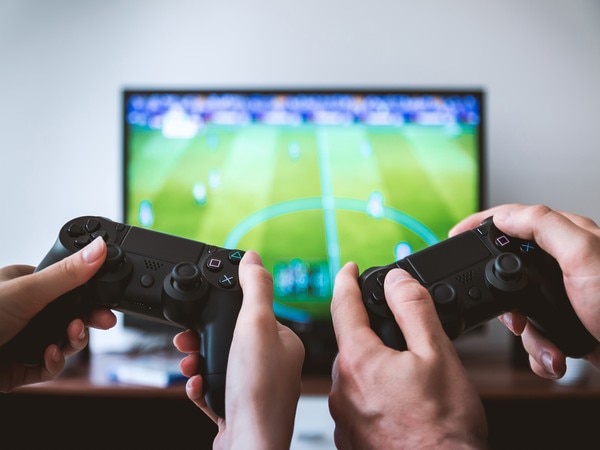 Video gaming: A stress buster? Video gaming: A stress buster?