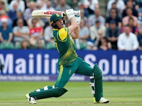 De Villiers bids adieu to int'l cricket with immediate effect De Villiers bids adieu to int'l cricket with immediate effect