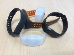 Low-cost, high-performance wearable tech comes closer to reality