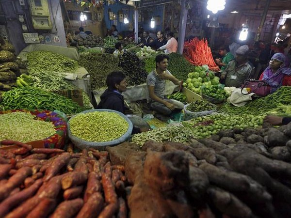 India's wholesale inflation soars 3.58 pct in Dec  India's wholesale inflation soars 3.58 pct in Dec