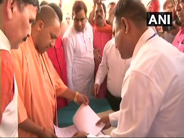 Adityanath pays surprise visit to grain mandi, hospital in Pratapgarh Adityanath pays surprise visit to grain mandi, hospital in Pratapgarh