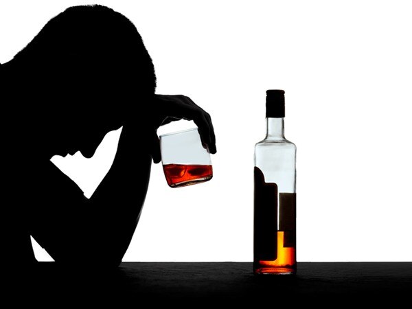 Alcoholic fathers up risk of teen dating violence Alcoholic fathers up risk of teen dating violence