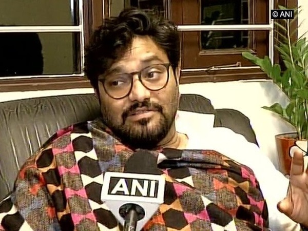 Rahul Gandhi is captain of 'sinking ship': Babul Supriyo Rahul Gandhi is captain of 'sinking ship': Babul Supriyo