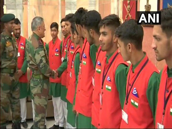 General Rawat advises J-K students to steer clear of militancy General Rawat advises J-K students to steer clear of militancy