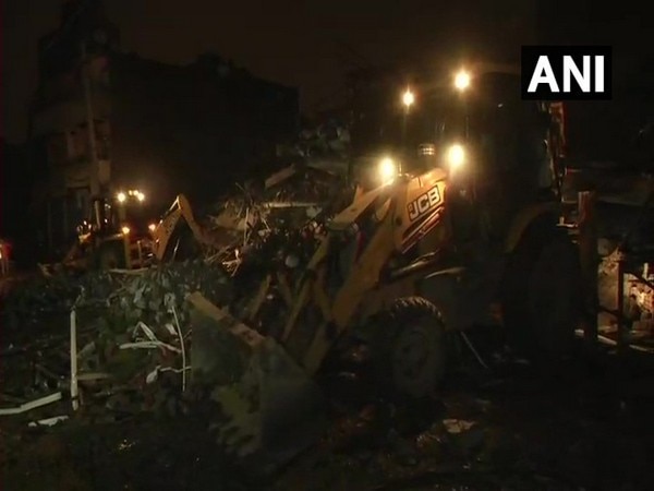 Another building collapses in Ghaziabad Another building collapses in Ghaziabad