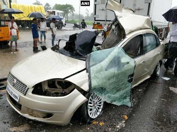 Uttar Pradesh: Five children injured in accident on NH-91 Uttar Pradesh: Five children injured in accident on NH-91