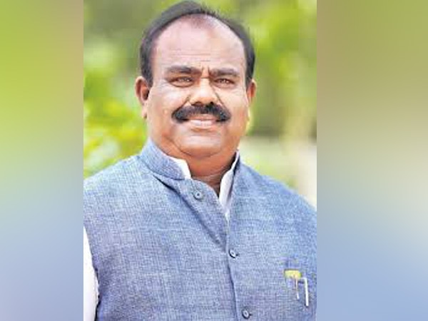 Telangana Assembly Speaker gets 'milk bath' for forming village council Telangana Assembly Speaker gets 'milk bath' for forming village council