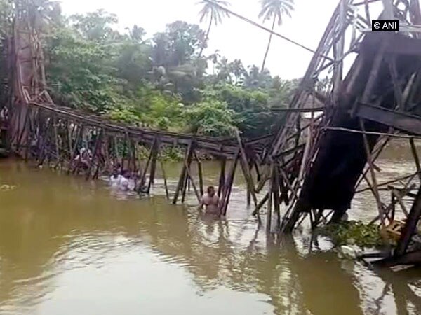 Kerala bridge collapse: Death toll rises to three Kerala bridge collapse: Death toll rises to three
