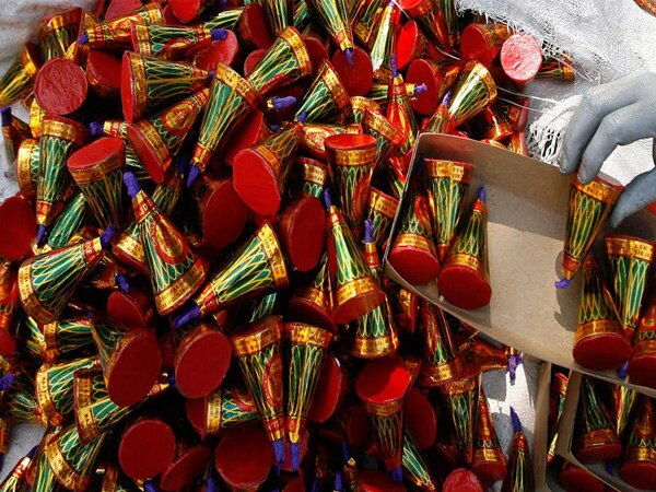 Delhi Police seizes 1182 kilograms of firecrackers ahead of Diwali Delhi Police seizes 1182 kilograms of firecrackers ahead of Diwali