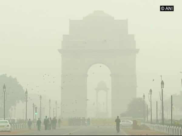 Trains delayed, rescheduled due to low visibility in Delhi Trains delayed, rescheduled due to low visibility in Delhi