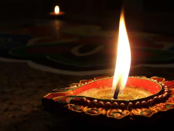Steps to celebrate a smarter Diwali Steps to celebrate a smarter Diwali