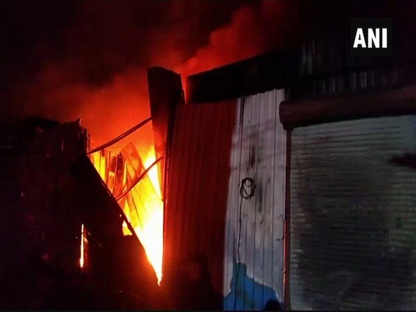 Level-II fire breaks out in Industrial Estate in Malad Level-II fire breaks out in Industrial Estate in Malad