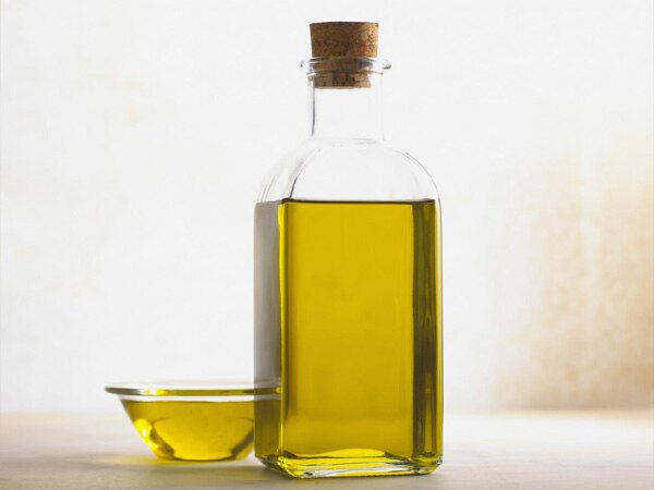 Add flaxseed oil to your diet for a better health Add flaxseed oil to your diet for a better health