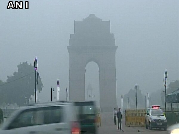 Delhi: 13 trains late, 10 cancelled due to low visibility Delhi: 13 trains late, 10 cancelled due to low visibility