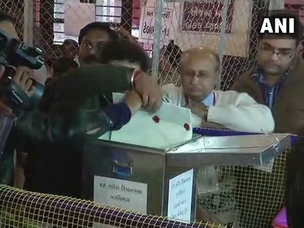Counting of votes begins in Gujarat, BJP eyes sixth term Counting of votes begins in Gujarat, BJP eyes sixth term