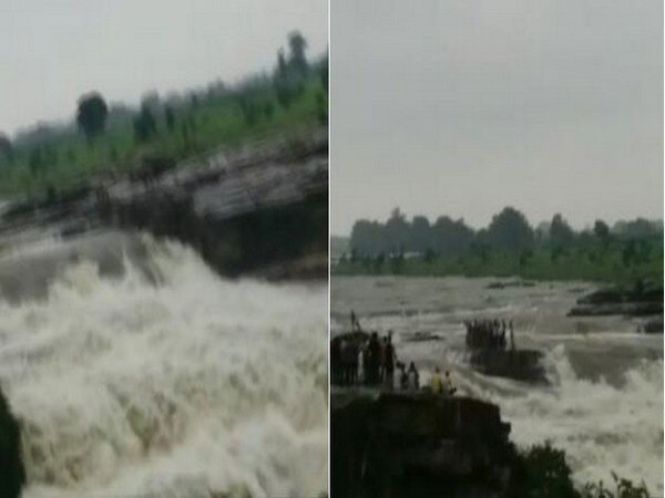 MP flash floods: 11 dead, over 30 stranded, rescue ops underway MP flash floods: 11 dead, over 30 stranded, rescue ops underway