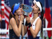 US Open 2017: Martina Hingis wins 25th Grand Slam title with doubles victory