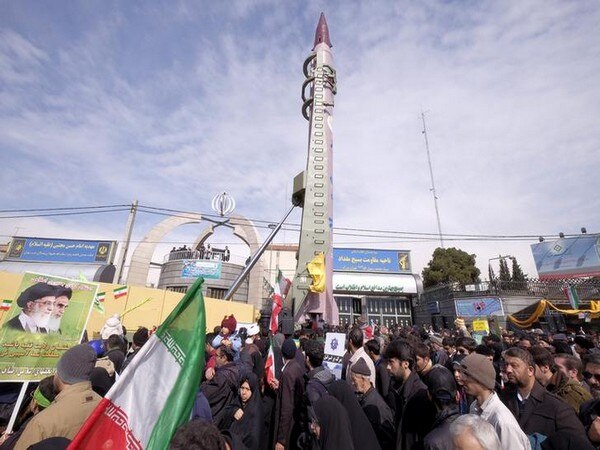 Defiant Iran test fires ballistic missile 'Khorramshahr' Defiant Iran test fires ballistic missile 'Khorramshahr'