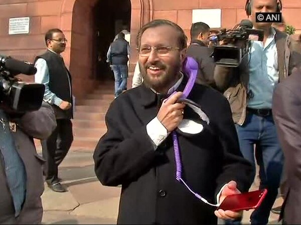 Javadekar's fancy prop to prevent harmful cellphone radiation Javadekar's fancy prop to prevent harmful cellphone radiation