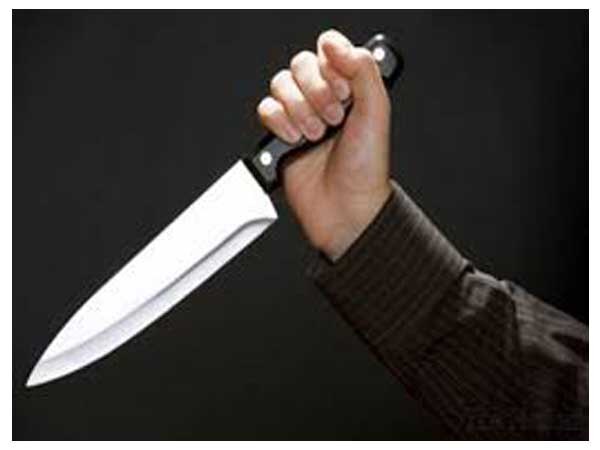 Mumbai: Tuition teacher stabs other to death Mumbai: Tuition teacher stabs other to death