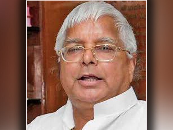 Railway hotel tender case: Lalu Prasad Yadav, son Tejashwi summoned by CBI Railway hotel tender case: Lalu Prasad Yadav, son Tejashwi summoned by CBI