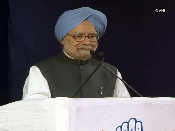 Tax terrorism eroded confidence of Indian businesses: Manmohan Singh Tax terrorism eroded confidence of Indian businesses: Manmohan Singh