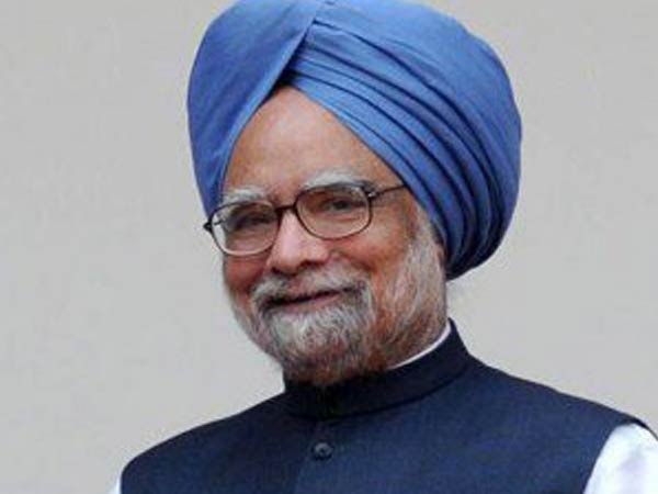 Manmohan Singh should not politicize his J-K visit to garner brownie points: BJP Manmohan Singh should not politicize his J-K visit to garner brownie points: BJP