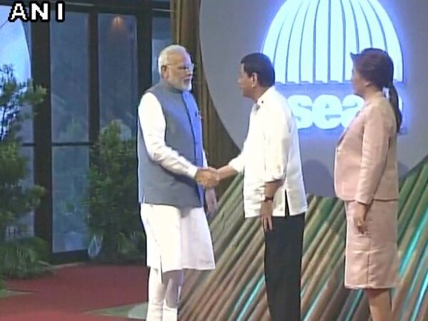 ASEAN Summit: Philippine Prez welcomes world leaders
