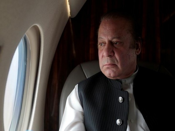 Ousted Pak PM Sharif to leave for London on Aug 24 Ousted Pak PM Sharif to leave for London on Aug 24