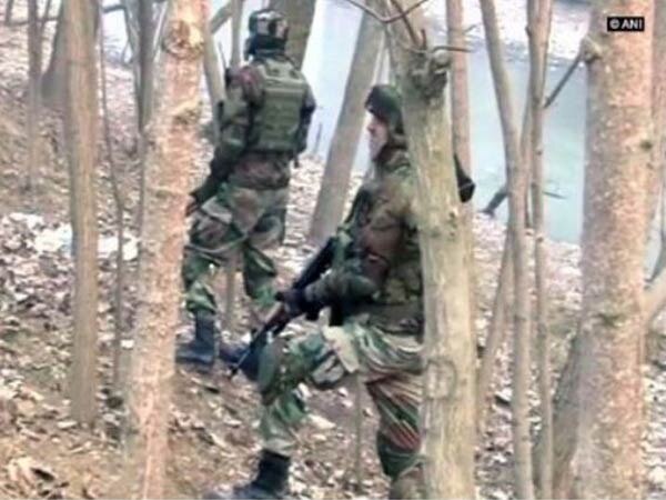 Chhattisgarh: Encounter between security forces, Maoists underway in Dantewada's Aranpur range Chhattisgarh: Encounter between security forces, Maoists underway in Dantewada's Aranpur range