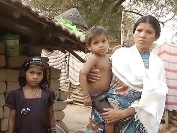 Naxal-murdered tribal villager's family demands justice Naxal-murdered tribal villager's family demands justice